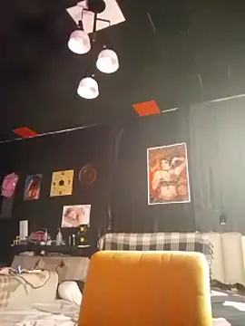 Lovely milk online show from 03/11/25, 08:20