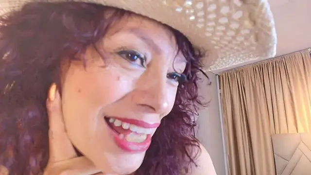 Kasandra Gomez online show from 05/31/26, 12:33
