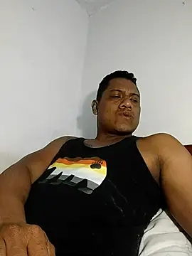 Snapshot of latinblack01 chatting on 03/04/25, 05:00 latinblack01 online show from 03/04/25, 05:00