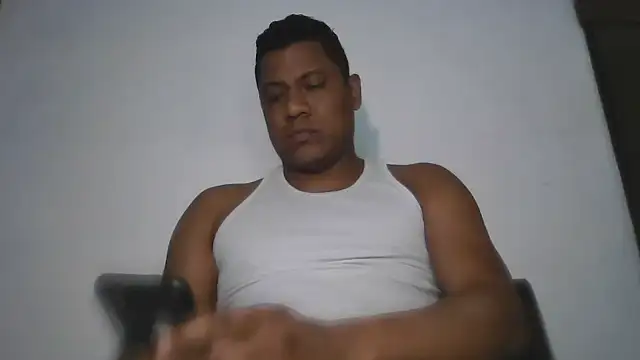 latinblack01 online show from 11/08/25, 03:48