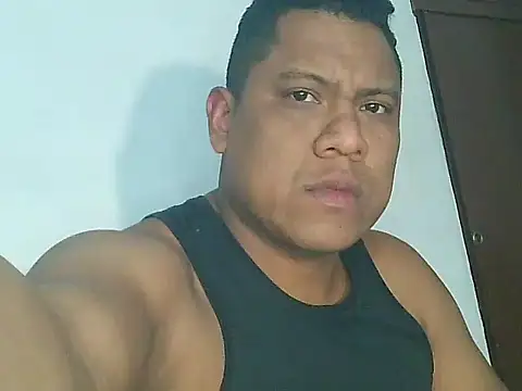 latinblack01 online show from 10/29/25, 03:27