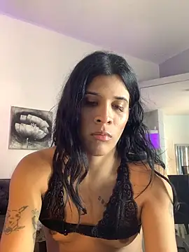 Snapshot of La_Perversa69 chatting on 09/19/25, 08:18 La Perversa69 online show from 09/19/25, 08:18
