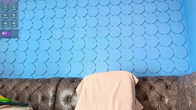 sashamonroe   online show from 10/06/25, 10:27