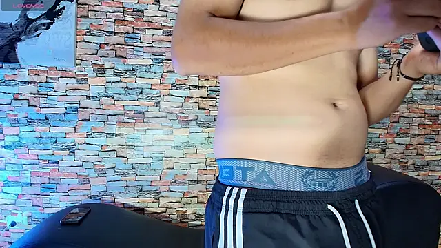 aaron antonella mds online show from 04/14/26, 01:38