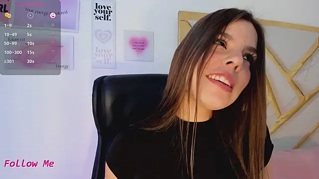 Snapshot of LanaJones_ chatting on 10/01/25, 12:31 LanaJones online show from 10/01/25, 12:31