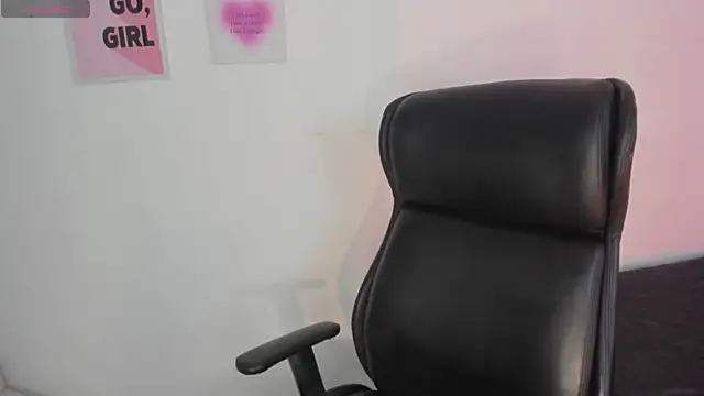 LanaJones  online show from 04/08/26, 01:01