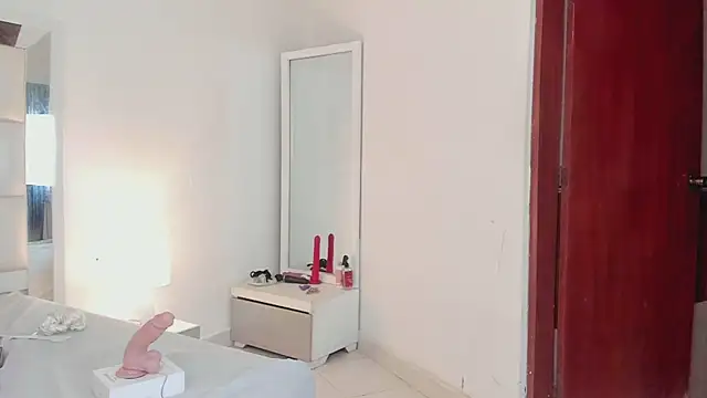 Alhana pulido online show from 02/04/25, 10:55