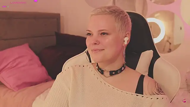 LikaBerry1 online show from 01/18/26, 01:14