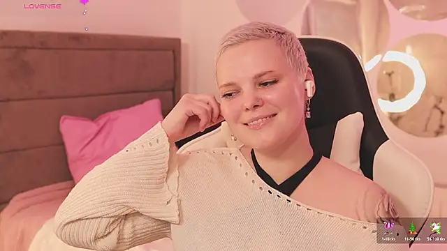 LikaBerry1 online show from 02/14/26, 01:22