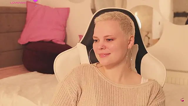 LikaBerry1 online show from 03/01/26, 01:33