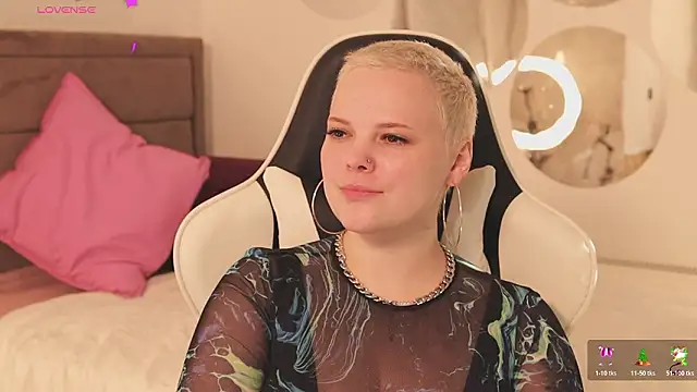 LikaBerry1 online show from 02/28/26, 01:55