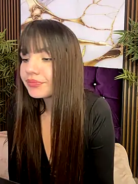 Snapshot of angel_natural chatting on 09/29/25, 07:19 angel natural online show from 09/29/25, 07:19