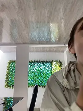 Snapshot of angel_natural chatting on 03/08/25, 08:35 angel natural online show from 03/08/25, 08:35
