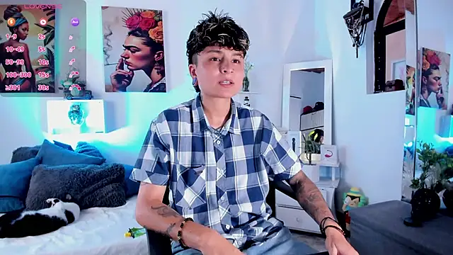 Snapshot of ZuryRamirez_ chatting on 12/14/25, 08:14 ZuryRamirez online show from 12/14/25, 08:14