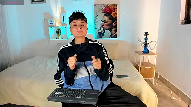 ZuryRamirez  online show from 07/12/26, 08:09