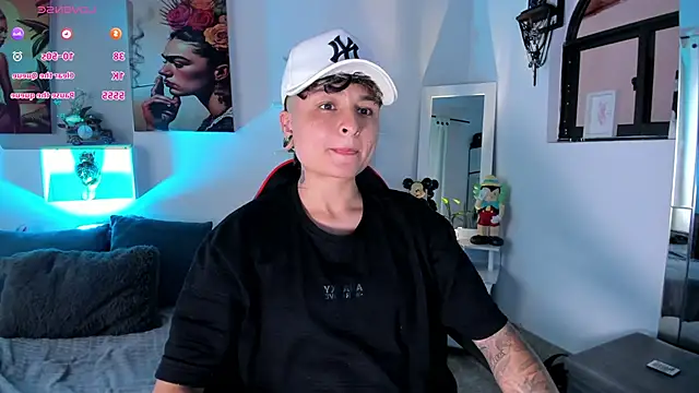 Snapshot of ZuryRamirez_ chatting on 12/05/25, 06:39 ZuryRamirez online show from 12/05/25, 06:39