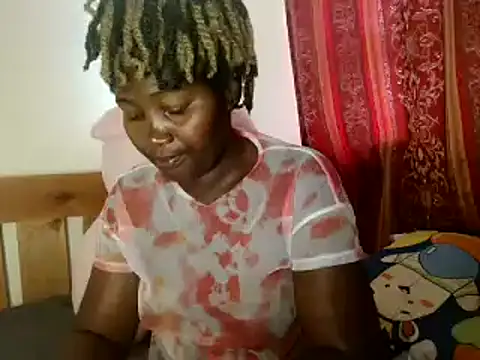 Snapshot of Sexxy_prity25 chatting on 02/13/25, 10:02 Sexxy prity25 online show from 02/13/25, 10:02