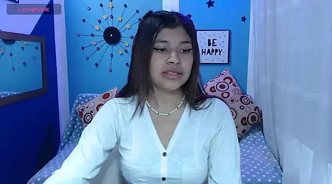 hanha rossee online show from 02/17/25, 01:22