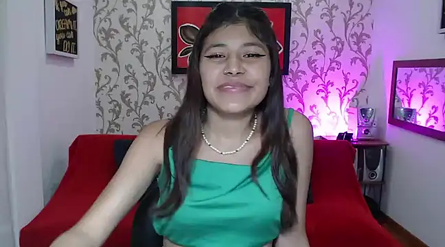 hanha rossee online show from 02/08/25, 02:05