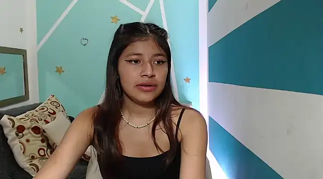 hanha rossee online show from 02/13/25, 01:37