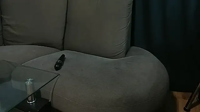 Snapshot of MiliExteraaa chatting on 01/21/25, 11:24 MiliExteraaa online show from 01/21/25, 11:24