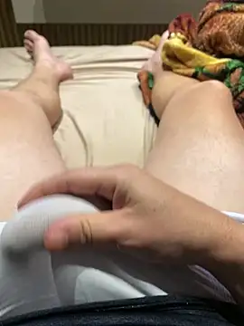 Hjsjsjsjjd online show from 04/15/26, 01:15