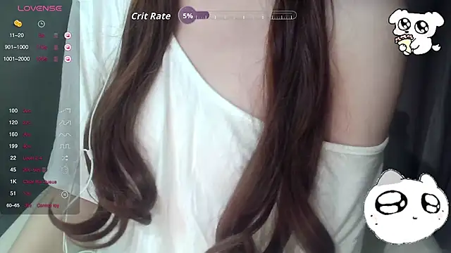 Snapshot of yaya_fun chatting on 10/28/25, 06:18 yaya fun online show from 10/28/25, 06:18