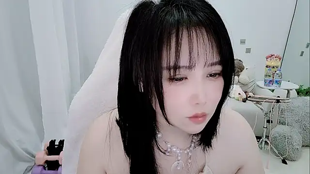 Vaness-a online show from 03/25/26, 04:45