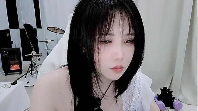 Vaness-a online show from 04/13/26, 05:50