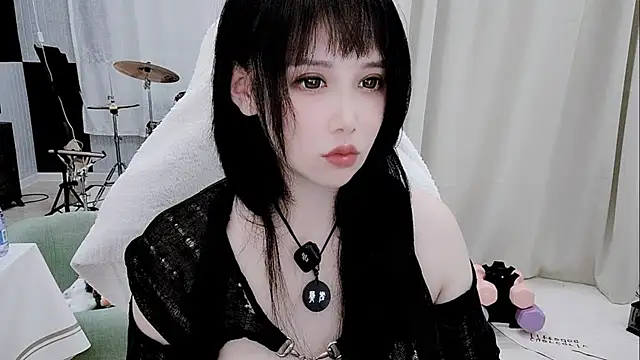 Vaness-a online show from 06/13/26, 05:11