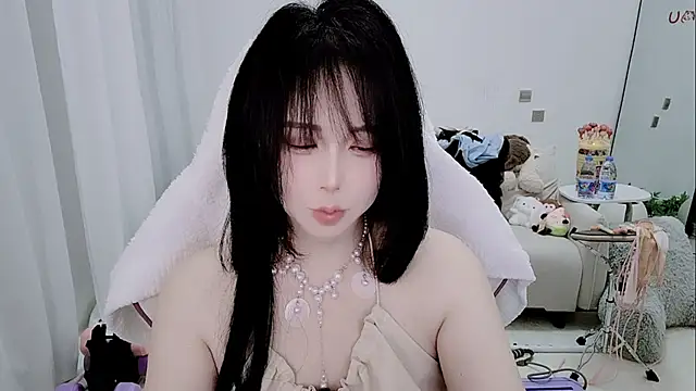 Vaness-a online show from 03/28/26, 06:42