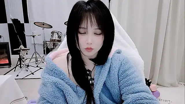 Vaness-a online show from 04/08/26, 05:36