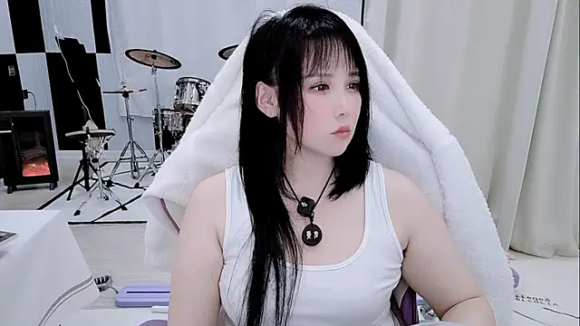 Vaness-a online show from 04/11/26, 05:38