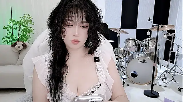 Vaness-a online show from 10/16/25, 08:06