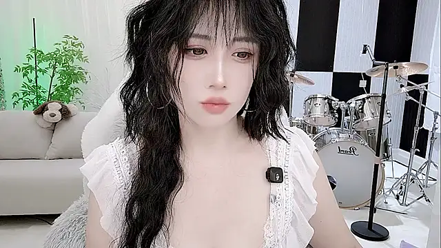 Vaness-a online show from 10/15/25, 11:02