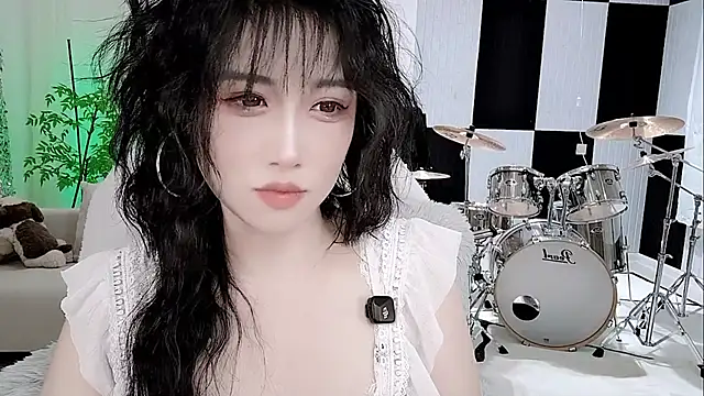 Vaness-a online show from 10/21/25, 06:29