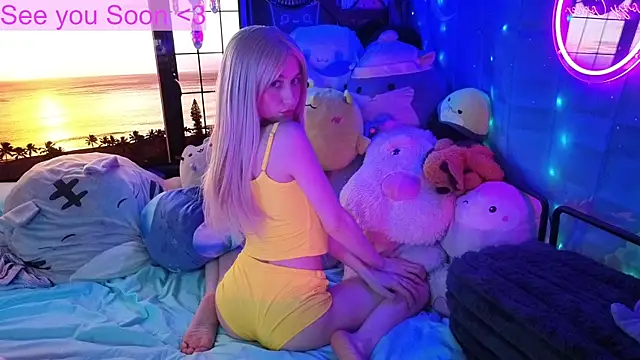 Snapshot of pinkocean3 chatting on 10/07/25, 10:11 pinkocean3 online show from 10/07/25, 10:11