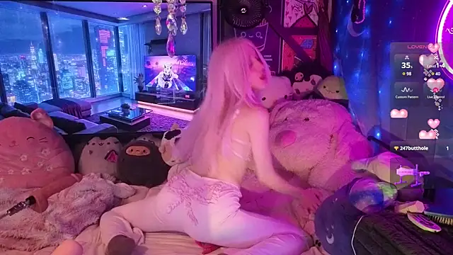 Snapshot of pinkocean3 chatting on 11/30/25, 09:26 pinkocean3 online show from 11/30/25, 09:26