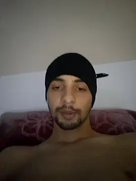 Hazembahloul online show from 11/19/25, 01:05