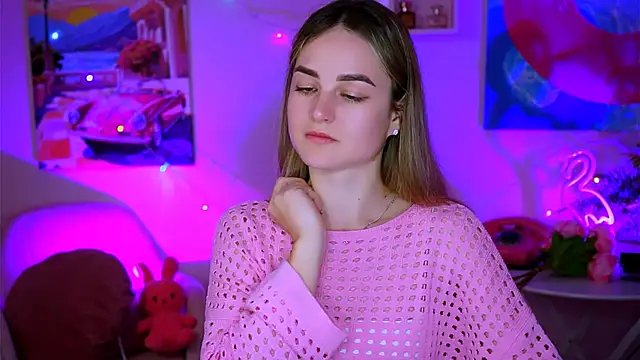 DeboraLarson online show from 02/15/25, 07:27