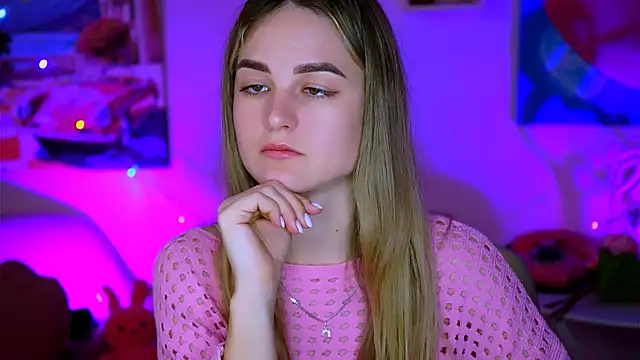 DeboraLarson online show from 02/15/25, 04:25