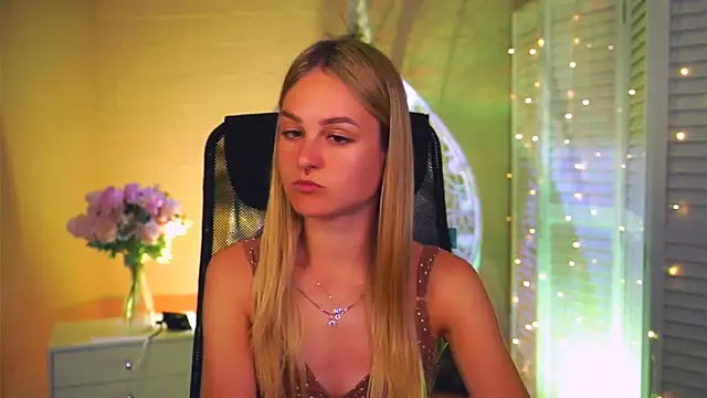 DeboraLarson online show from 03/26/26, 03:27