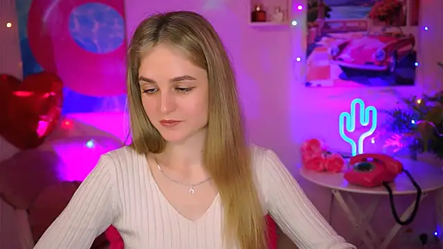 DeboraLarson online show from 03/10/25, 06:49