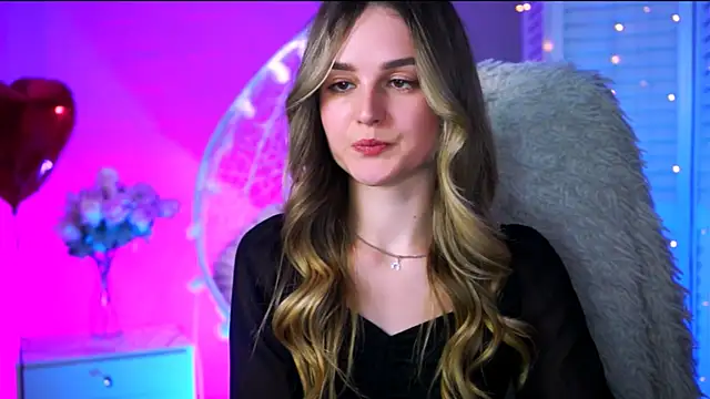 DeboraLarson online show from 03/01/25, 07:26