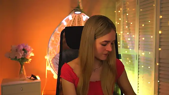 DeboraLarson online show from 03/10/26, 03:43