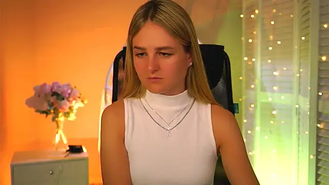 DeboraLarson online show from 04/01/26, 03:08