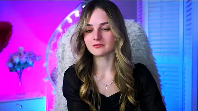 DeboraLarson online show from 03/01/25, 04:22