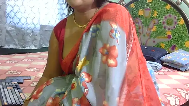 Snapshot of Couple_For_You18 chatting on 03/13/26, 09:14 Couple For You18 online show from 03/13/26, 09:14