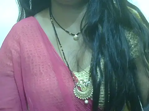 HOT-SEEMAA online show from 06/21/26, 05:08