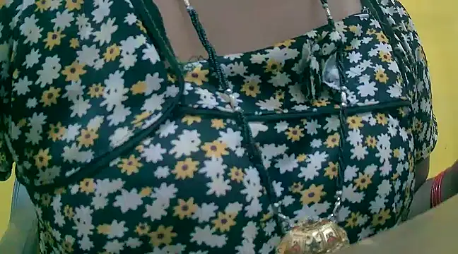 Snapshot of LOVE-SUSHILA chatting on 03/13/25, 06:26 LOVE-SUSHILA online show from 03/13/25, 06:26